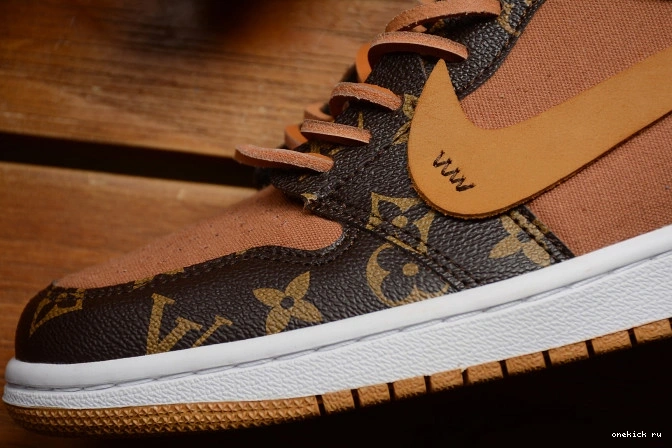 Chep Onekick OW Jordan 1 AJ1 x Off-Louis Air AQ0818-158 0715